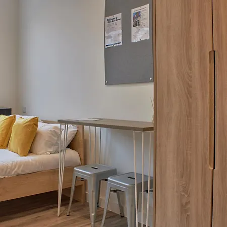 Apartman New Bond House *